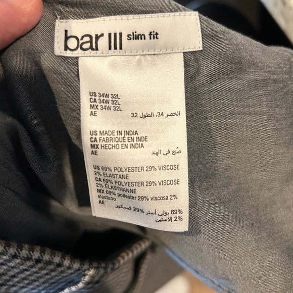 BAR III men’s Grey checked dress slacks with cuffed bottom - Picture 4 of 4